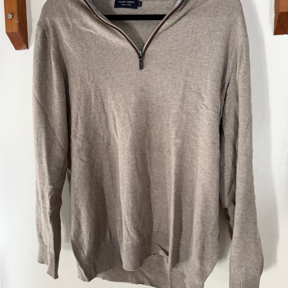 Men’s  Filippo Riberti Wool and Cashmere Blend Lightweight Beige Sweater Large